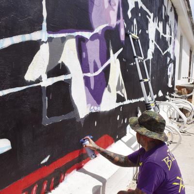 CDN | Emily Stephens Creating a masterpiece