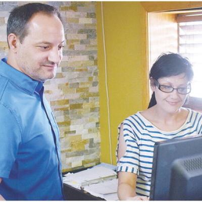 Location attempts new business model