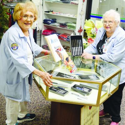 LaVonne Holmes, left, and Lois Schimmels volunteer at the Clinton Regional Hospital gift shop. CDN | Michael Maresh LaVonne Holmes, left, and Lois Schimmels volunteer at the Clinton Regional Hospital gift shop. CDN | Michael Maresh