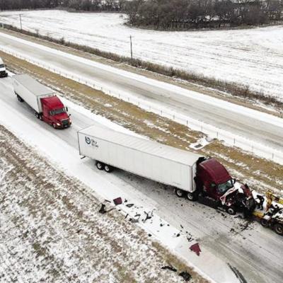 Wreck backs up traffic Wreck backs up traffic