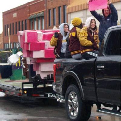 CDN |Staff Photo Seniors riding high for Homecoming