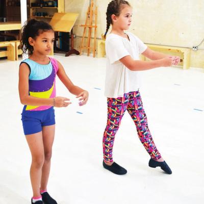 Co-op to help foster art scene 