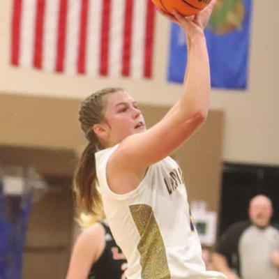 Katie Edelen scored a game-high 18 points in Arapaho-Butler’s opening round win at the Western Equipment Classic. CDN | Adam Ewing A-B cruises at Wetern Equipment Classic