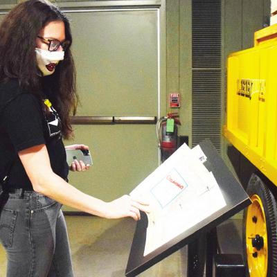 Clinton sparks curiosity