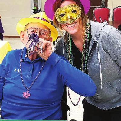 Clinton vets celebrate Mardi Gras
