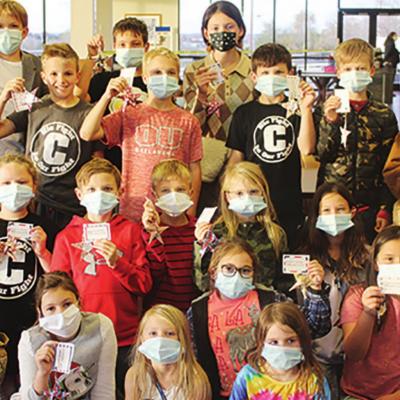 Arapaho 4-H members make gifts for veterans