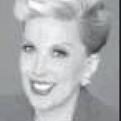 Daughter senses mom is hurt by her relationship with dad