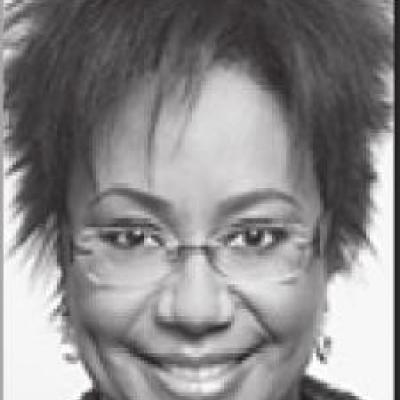 Sisters with big age gap struggle to connect