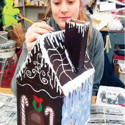 CDN | Robert S. Bryan Gingerbread décor in season