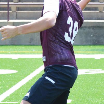 Clinton sophomore quarterback Jaron Williams