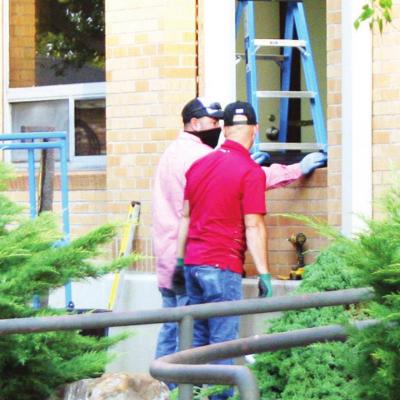 Courthouse gets new windows