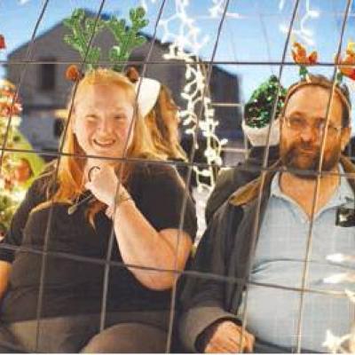 CDN |Staff Photo Community parade