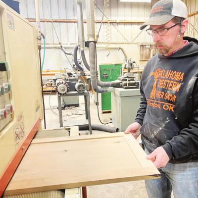 Hunter, Woodall make 66 Wood pieces fit