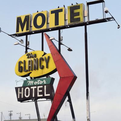 CEDA cedes Glancy sign rights to City