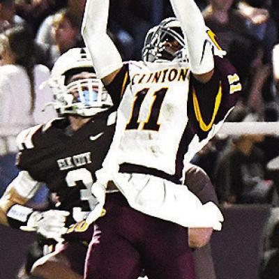 Red Tornadoes complete comeback