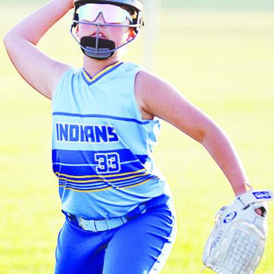 Arapaho-Butler’s Evelyn Castorena throws the ball in during AB’s win over Lindsay in the OK Kids 8U Softball State Tournament Wednesday night at Schumacher Fields at Acme Brick Park. CDN | Sam Goodwyn Arapaho-Butler’s Evelyn Castorena throws the ball in during AB’s win over Lindsay in the OK Kids 8U Softball State Tournament Wednesday night at Schumacher Fields at Acme Brick Park. CDN | Sam Goodwyn