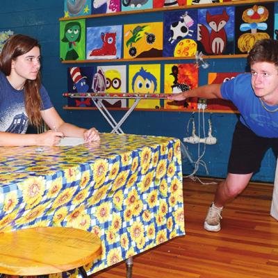 Staying still, making art