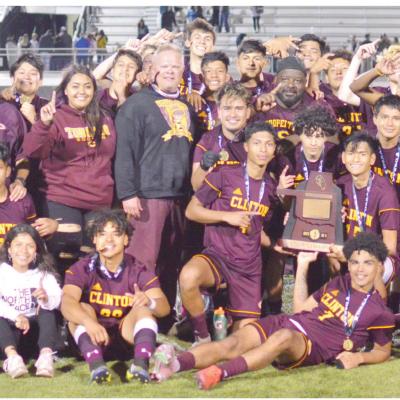 Perfect year ends with gold